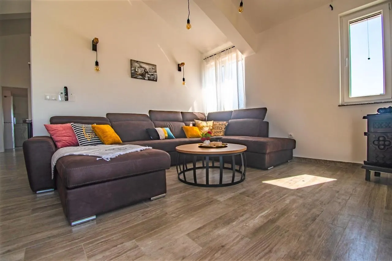Olea Apartments Vir