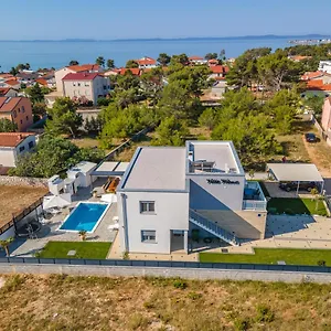 Apartment Wiena, Vir