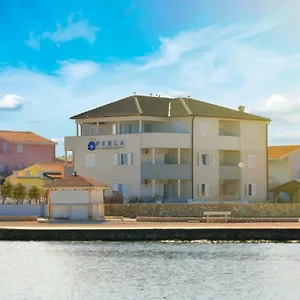 Apartment Perla, Vir